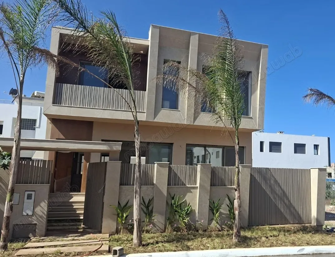 Villa neuve de luxe avec piscine à Val d'or - هرهورة