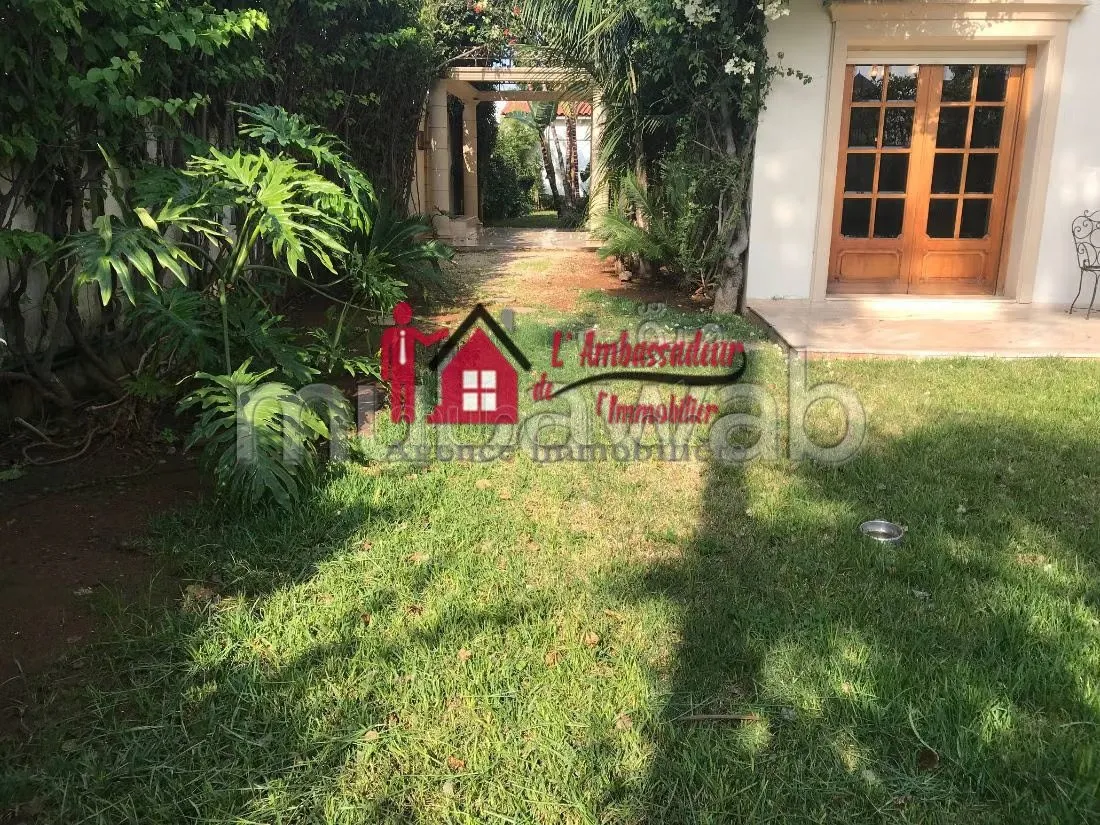 Villa de 900 m2 Authentique à Longchamps - الدار البيضاء