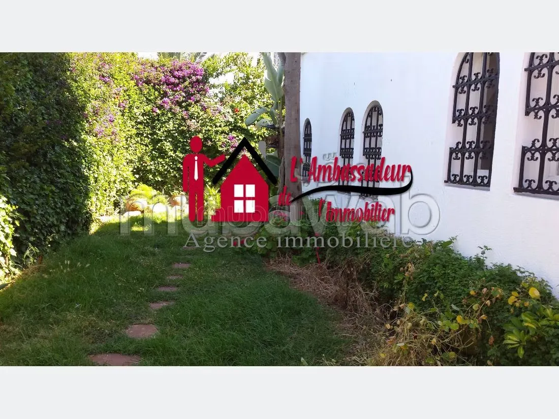 Villa de 590 m2 à PARANFA - الدار البيضاء (3)