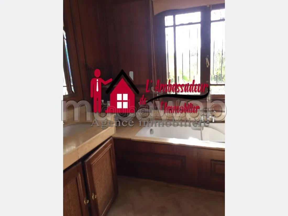 Villa de 580 m2 à Longchamps - الدار البيضاء (3)