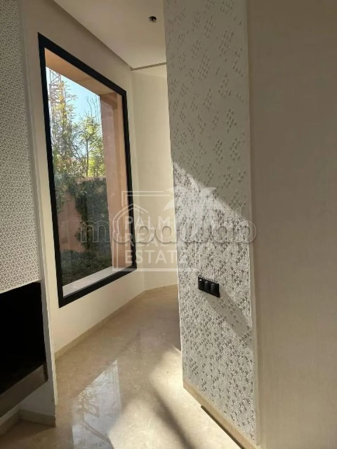 Villa isolée moderne grand luxe sur la route damzmiz - مراكش (2)