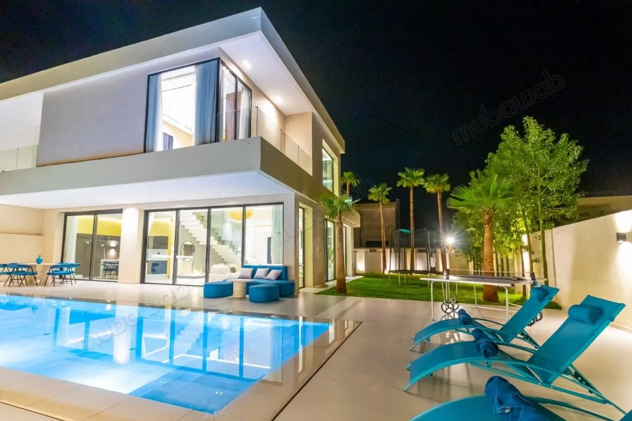 Villa de luxe à vendre à Route de l'Ourika. 
4 belles chambr... - مراكش