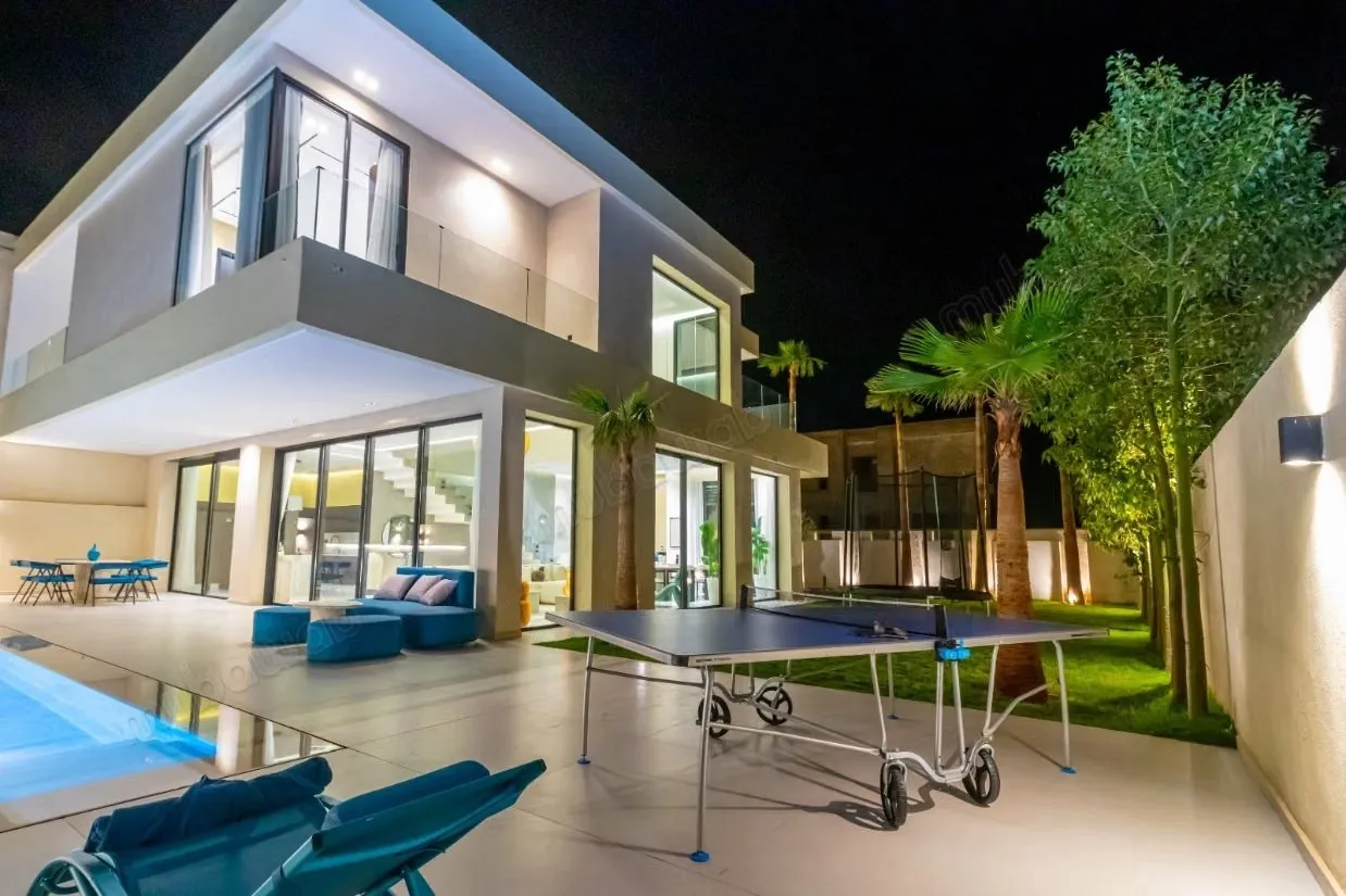 Villa de luxe à vendre à Route de l'Ourika. 
4 belles chambr... - مراكش (2)