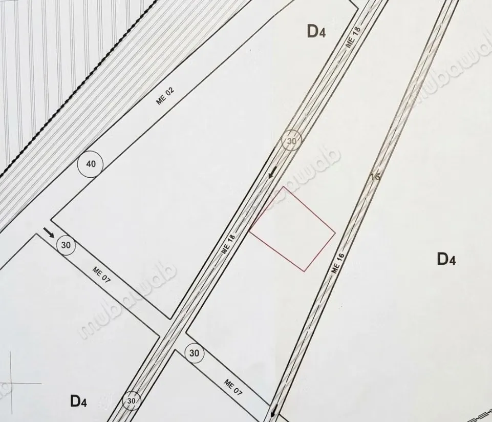 Terrain Zone Villa D4 avec Bâtisse Existante - El Menzeh (2)