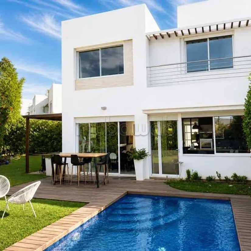 Villa à Vendre de 402.0 m² à Dar Bouazza,
Tamaris1 - دار بوعزة