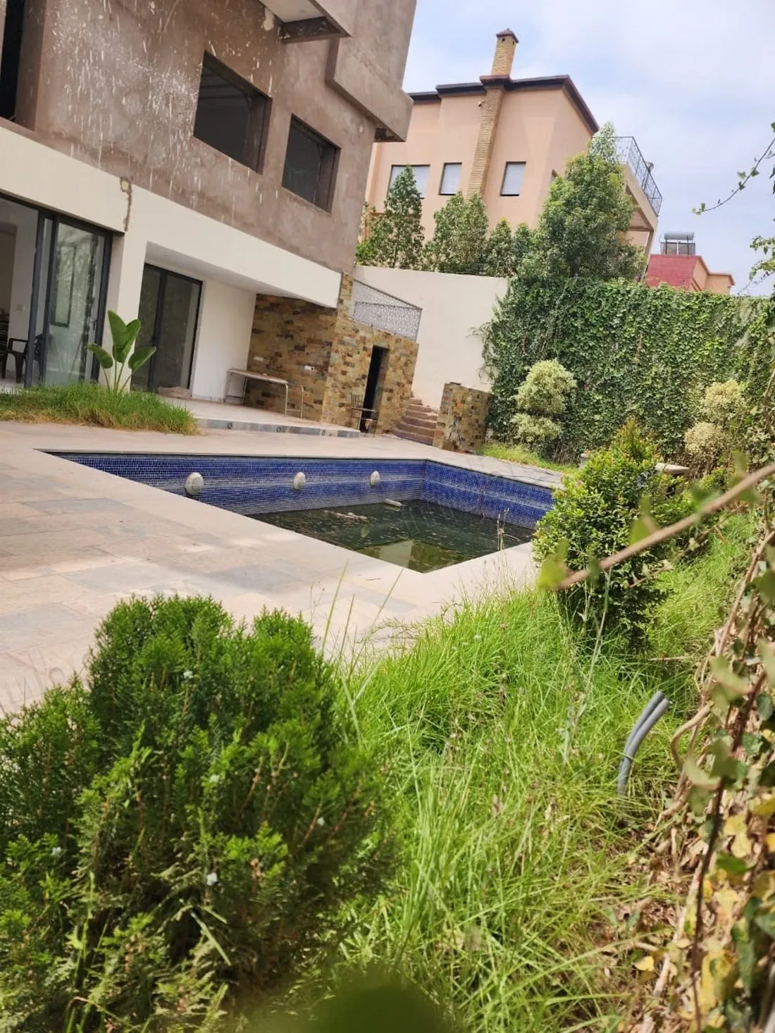 Magnifique villa à vendre à Tarka. Superficie totale de 475... - مراكش (2)