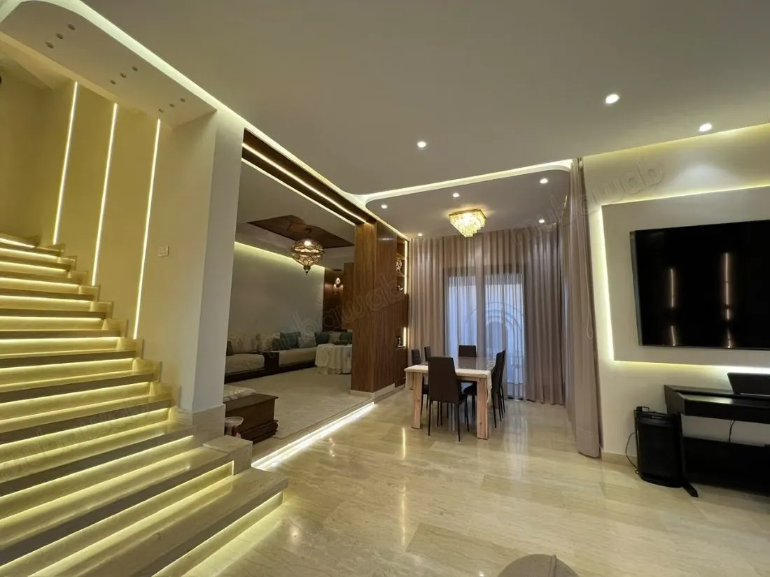 Villa Meublée avec Piscine à Vendre – Targa - مراكش