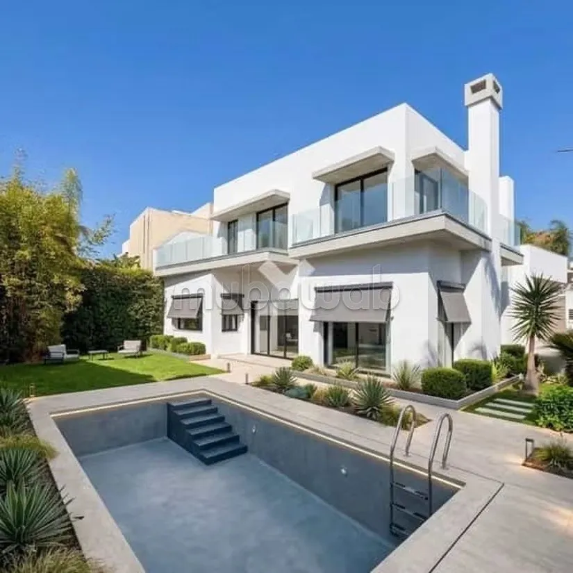 Villa à Vendre de 462.0 m² à Casablanca, Californie - الدار البيضاء