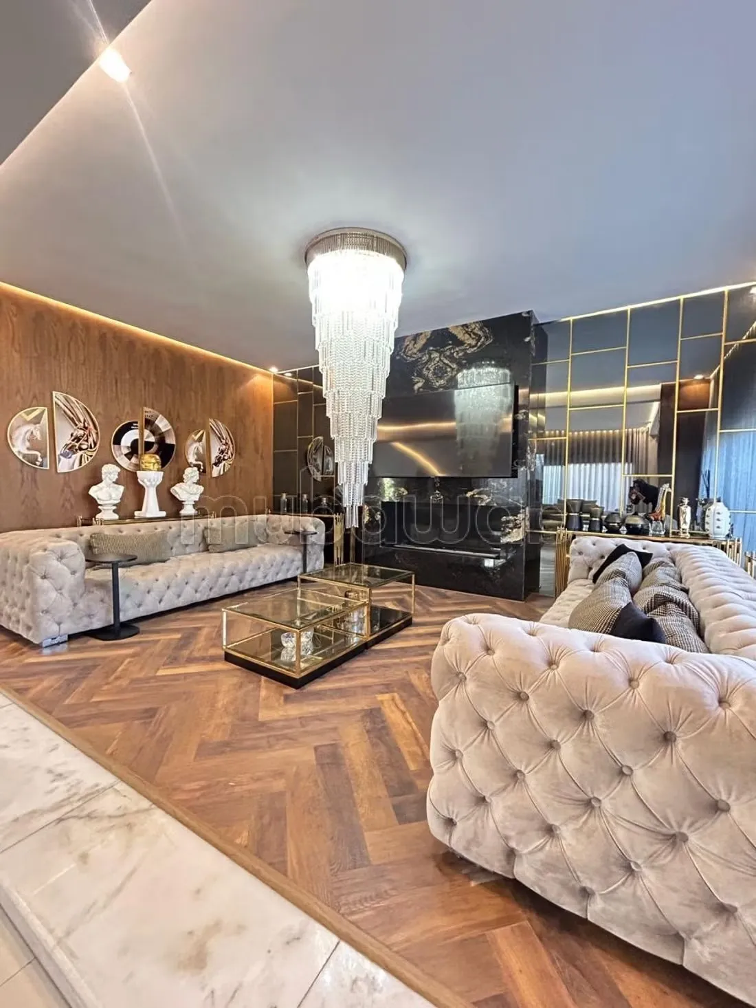 Villa exceptionnelle en résidence à vendre - الدار البيضاء