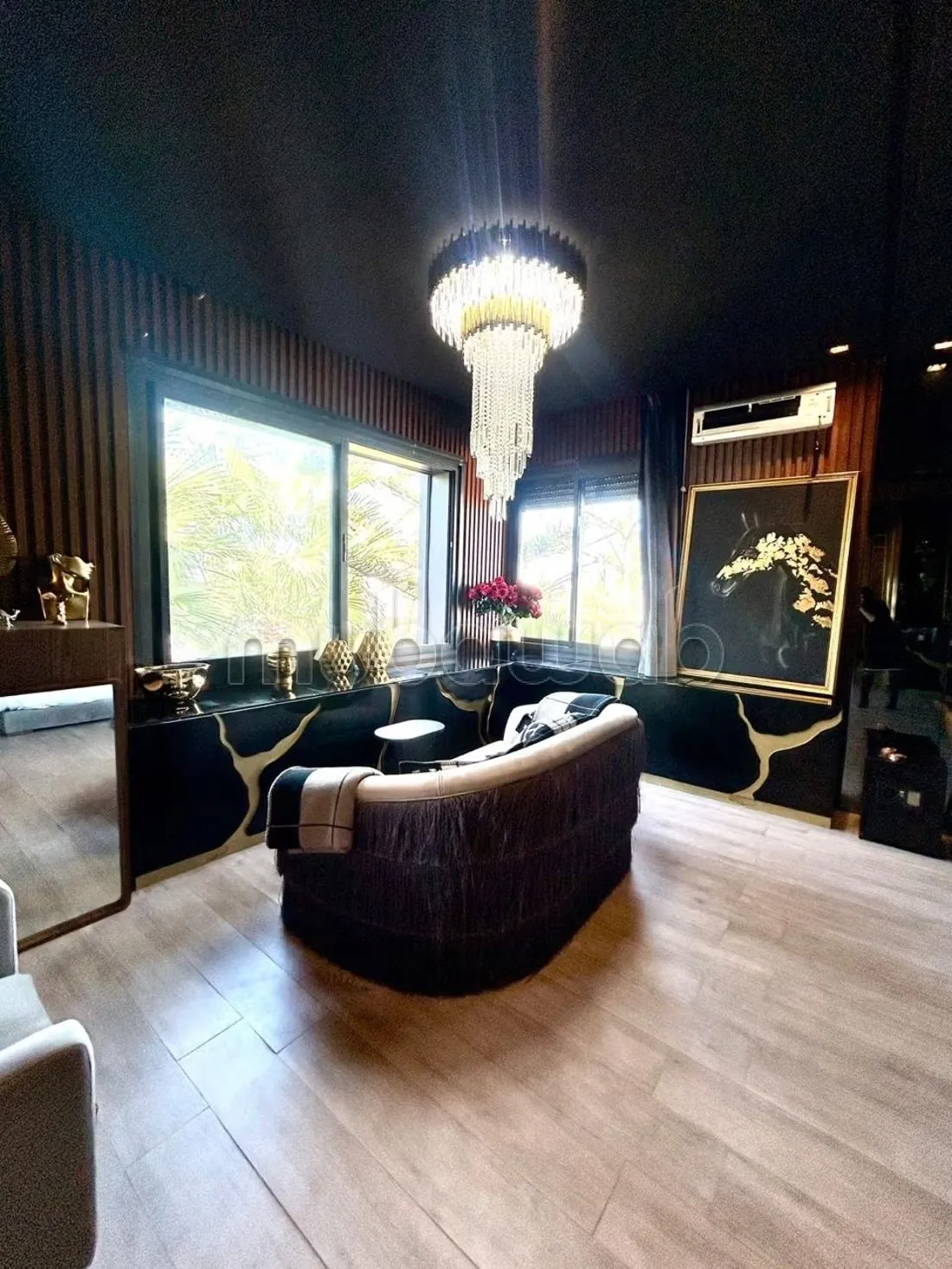 Villa exceptionnelle en résidence à vendre - الدار البيضاء (2)