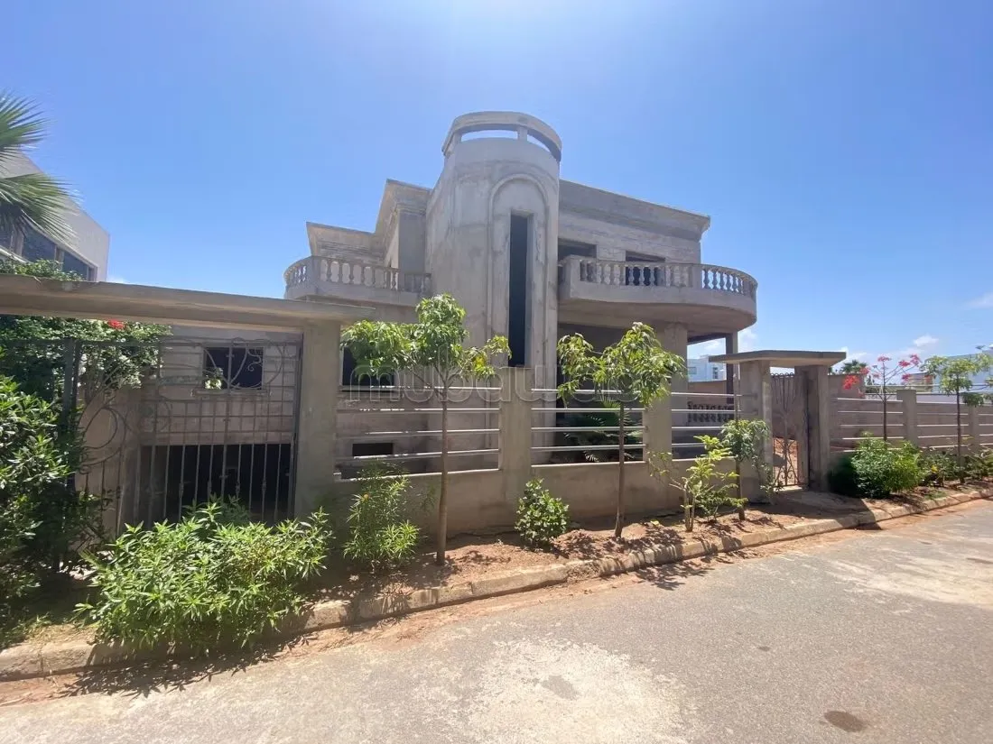 Splendide villa semi finie à vendre à Dar Bouazza. Superfici... - دار بوعزة