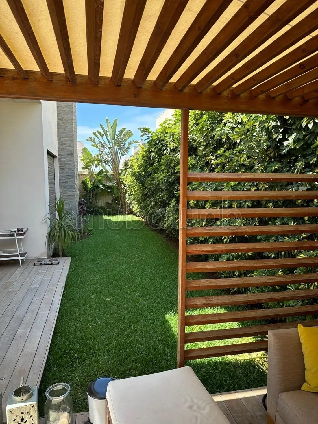 Villa de luxe à vendre à Dar Bouazza. 3 chambres. Jardin - دار بوعزة (3)