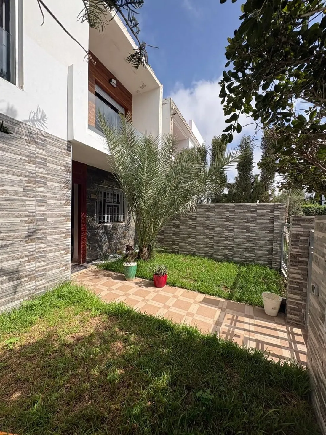 À louer villa vide à dar bouazza - دار بوعزة