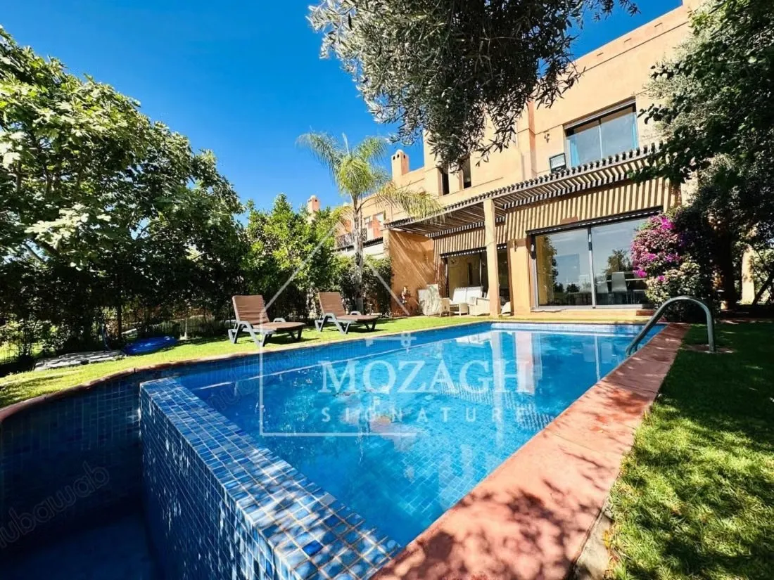 Magnifique villa meublée 4 chambres front de golf - مراكش (2)