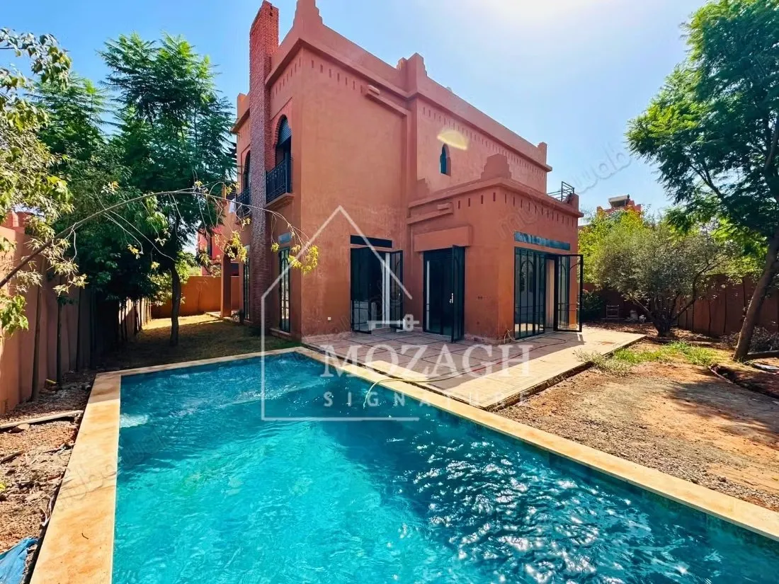 Magnifique villa 4 suites avec piscine privée - مراكش