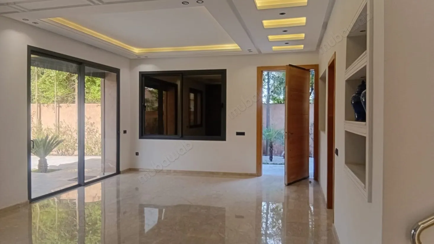 Belle villa a Louer vide de quatre chambres - مراكش (2)