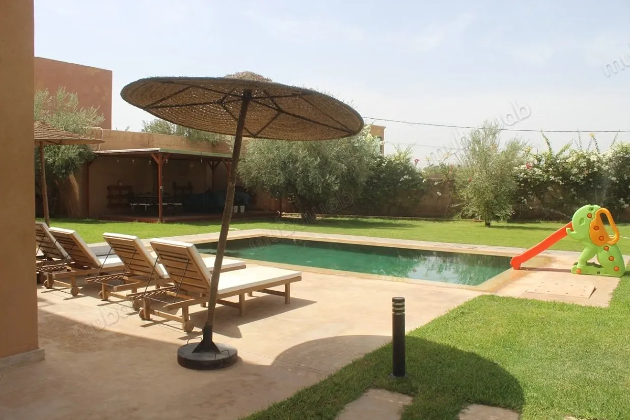 Belle villa a Louer dans un petit domaine - مراكش