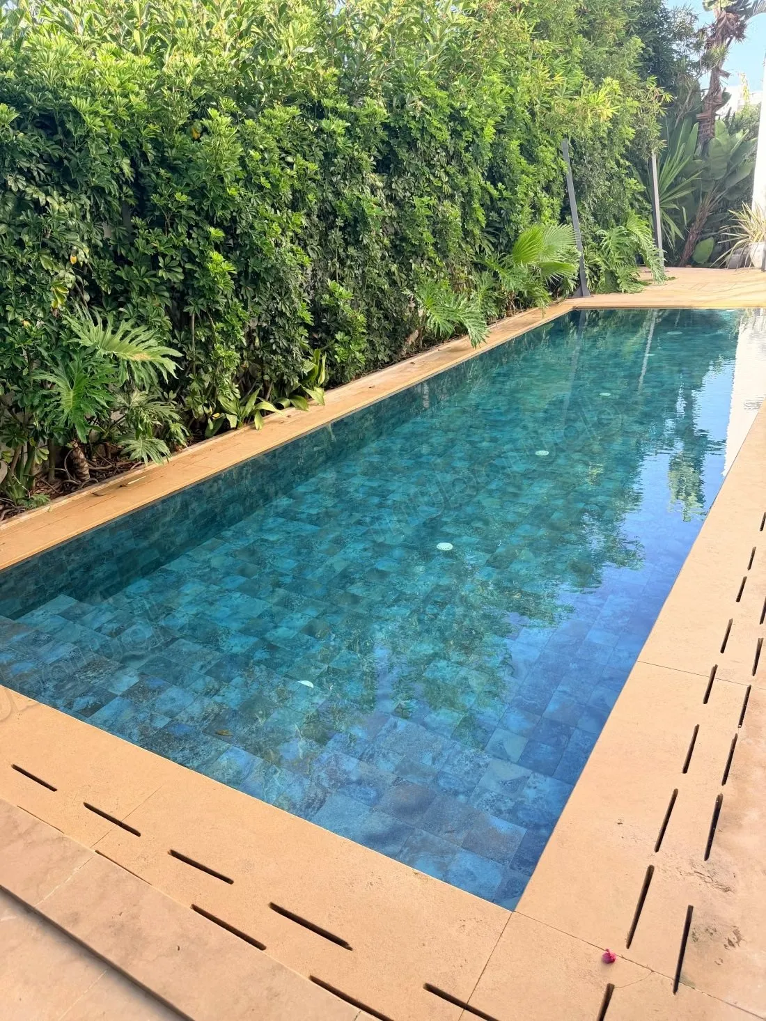Belle villa meublée à louer à Anfa avec piscine - الدار البيضاء