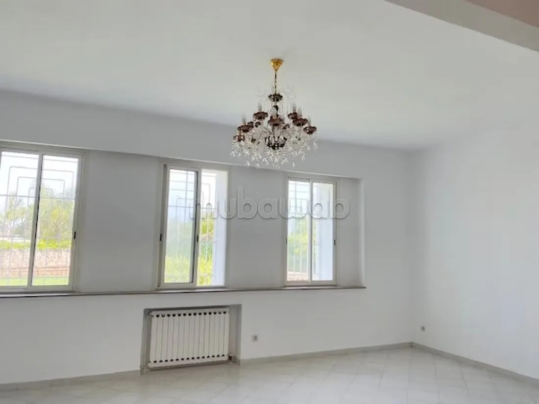 Superbe villa lumineuse avec jardin à souissi - الرباط (2)