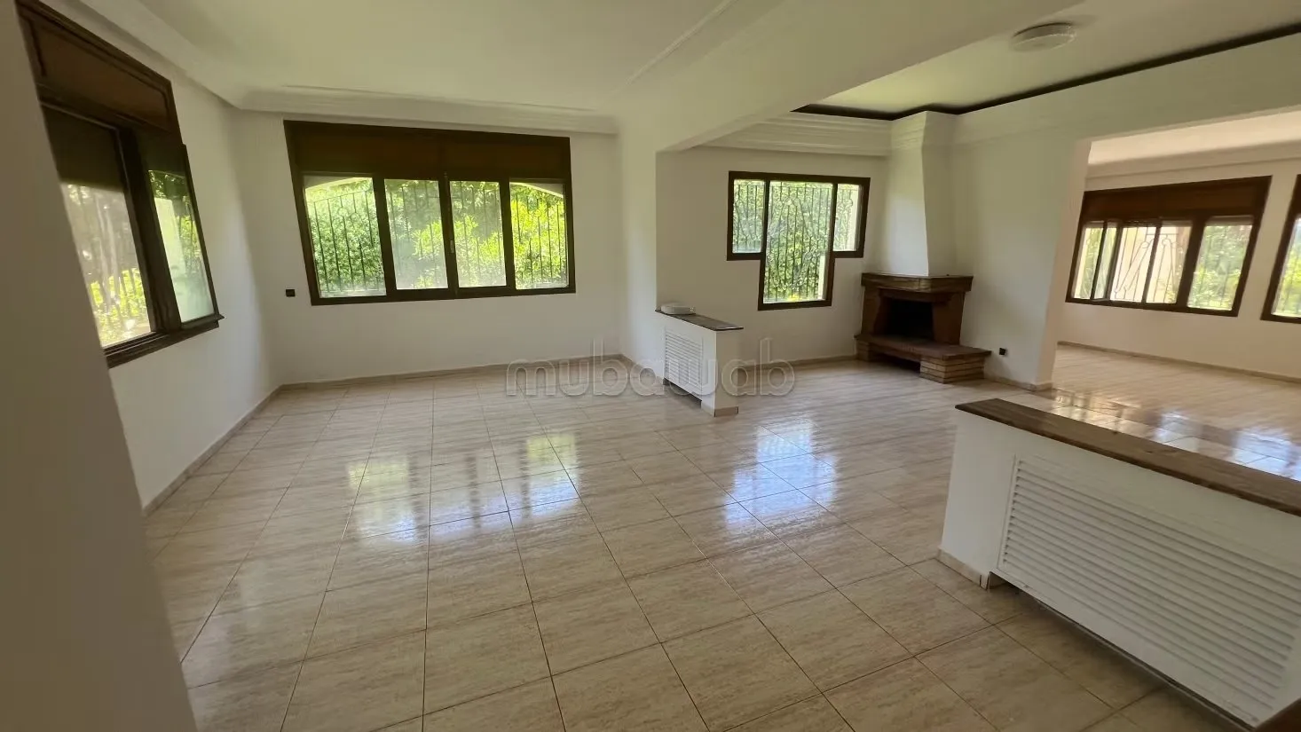 Villa à louer à Hay Riad – 34000 DH/mois - الرباط