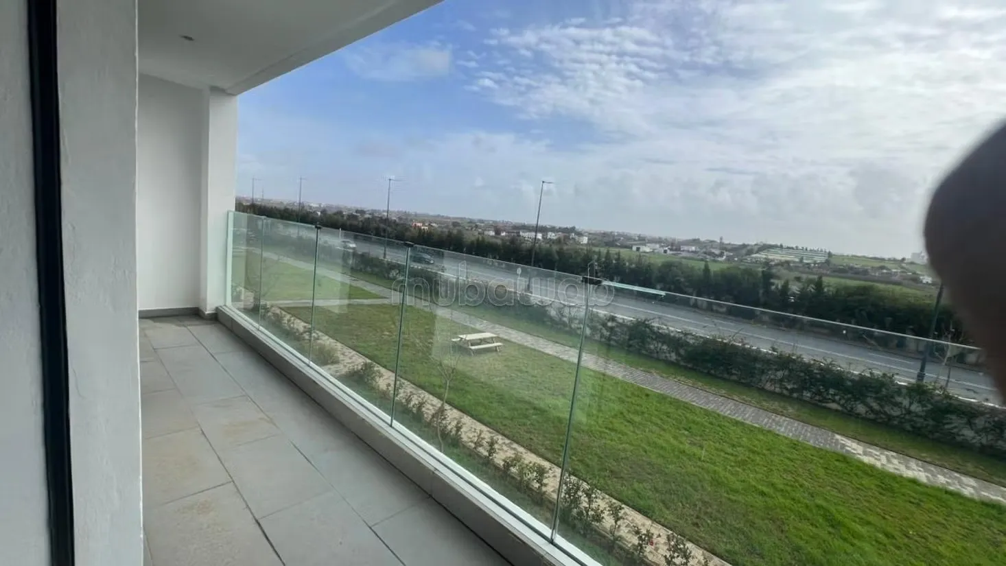 Triplex neuve à louer à Harhoura – Résidence sécurisée - تمارة (2)