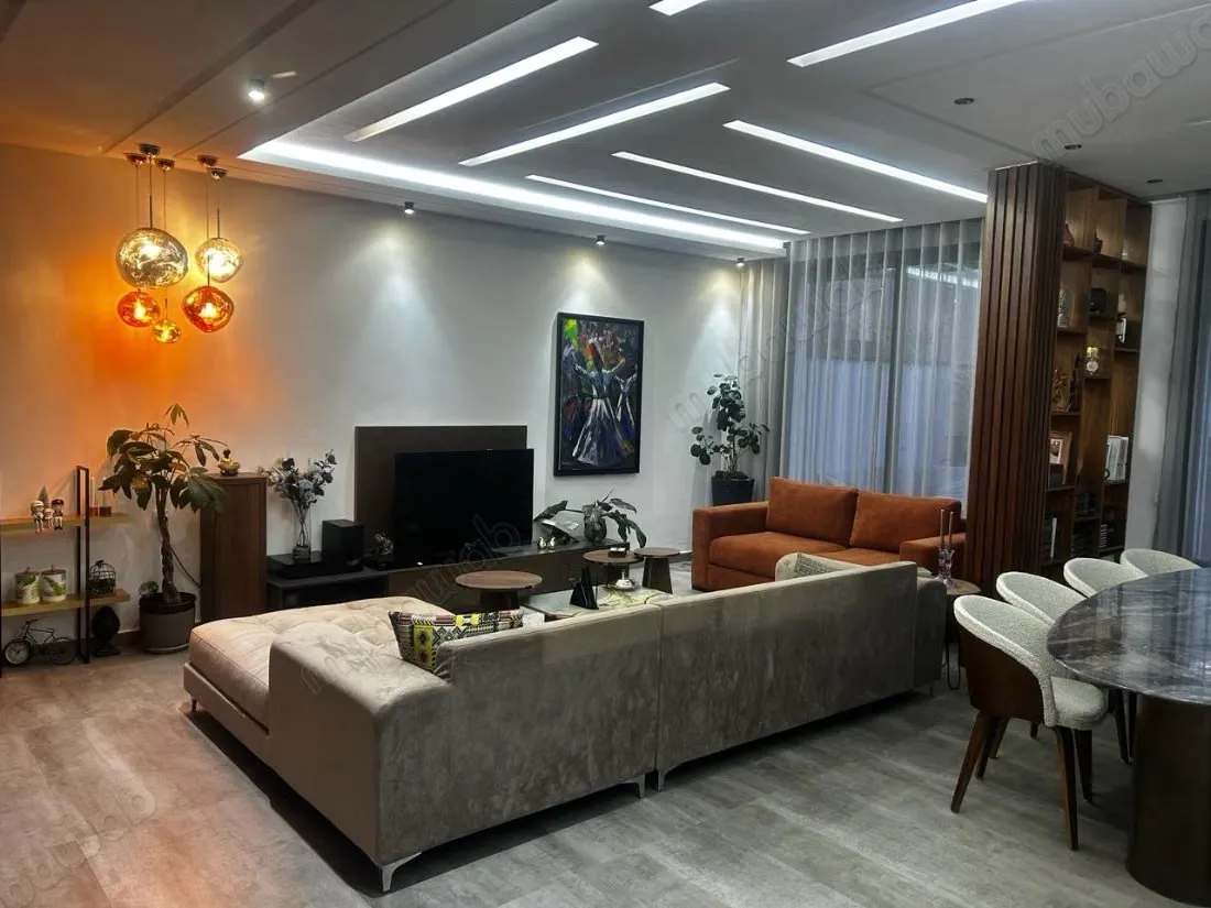 Location villa de luxe à Riyad. 
4 belles chambres. 
Meublé - الرباط