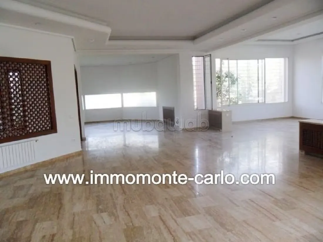Villa rénovée avec piscine en location à Rabat - الرباط (2)