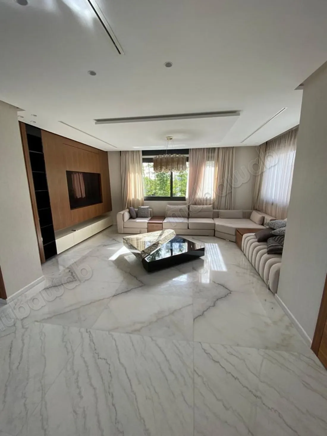 Location villa de luxe à Jbel Kbir. 
4 belles chambres - طنجة