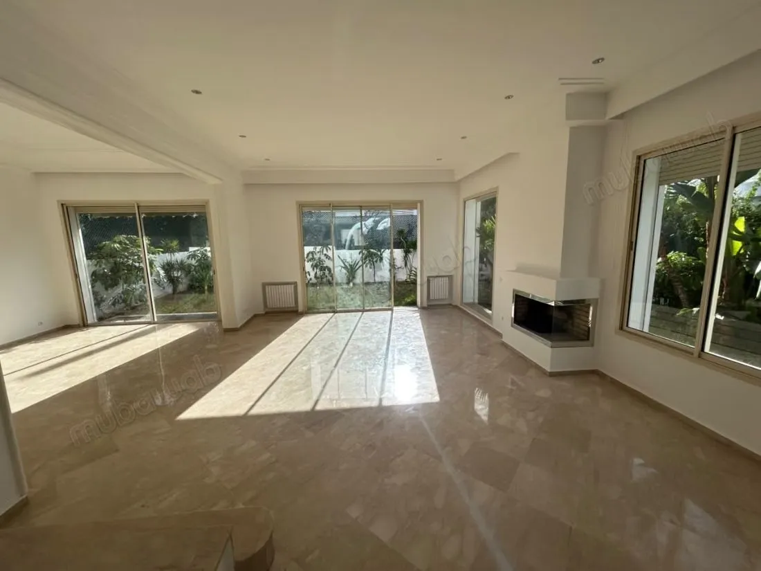 Ain Diab Très belle villa à la location - الدار البيضاء (2)