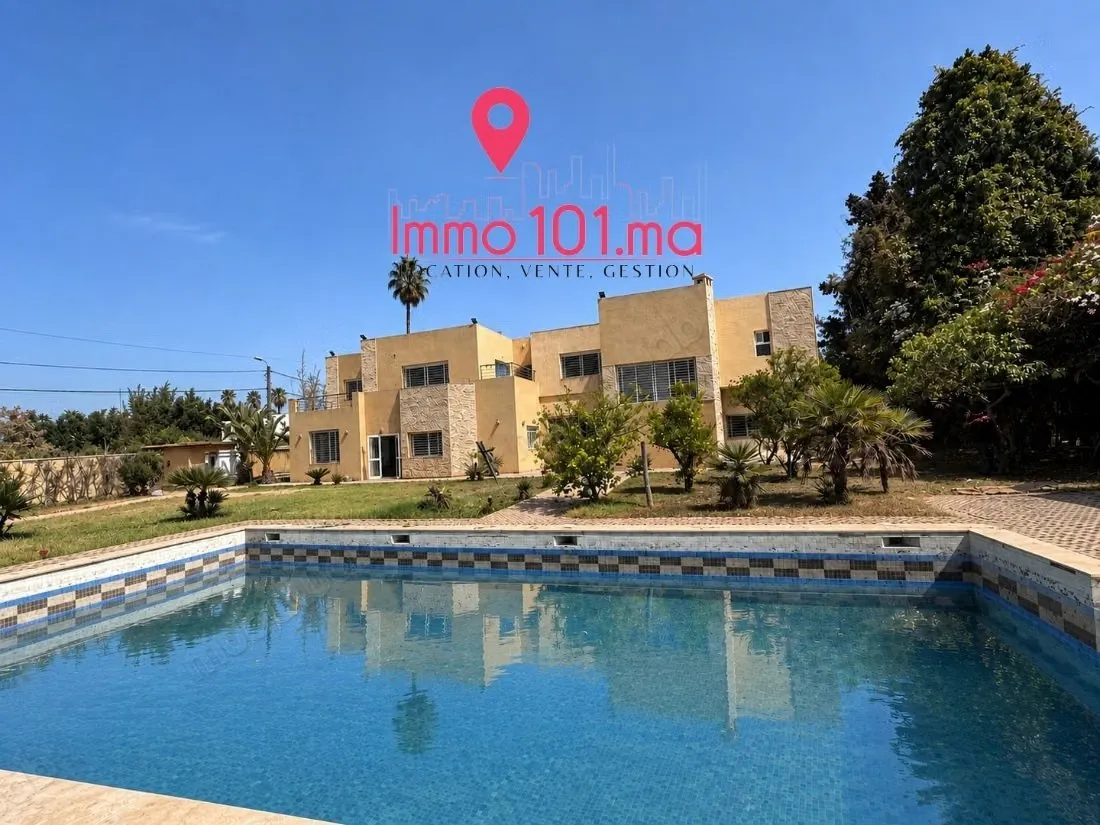 Location villa à Souissi - الرباط