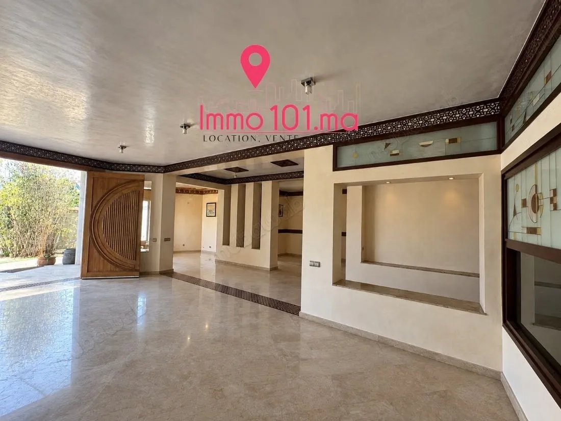 Location villa à Souissi - الرباط (2)