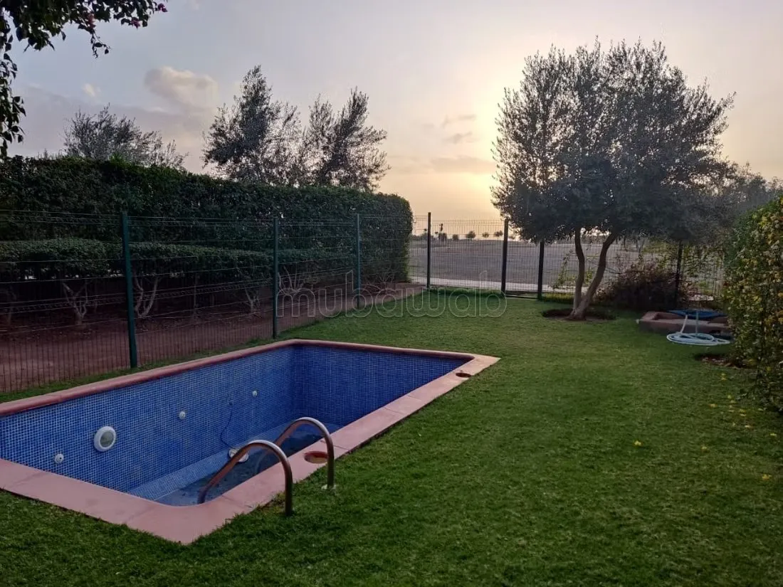 Petite villa meublée Front Golf piscine - مراكش (2)