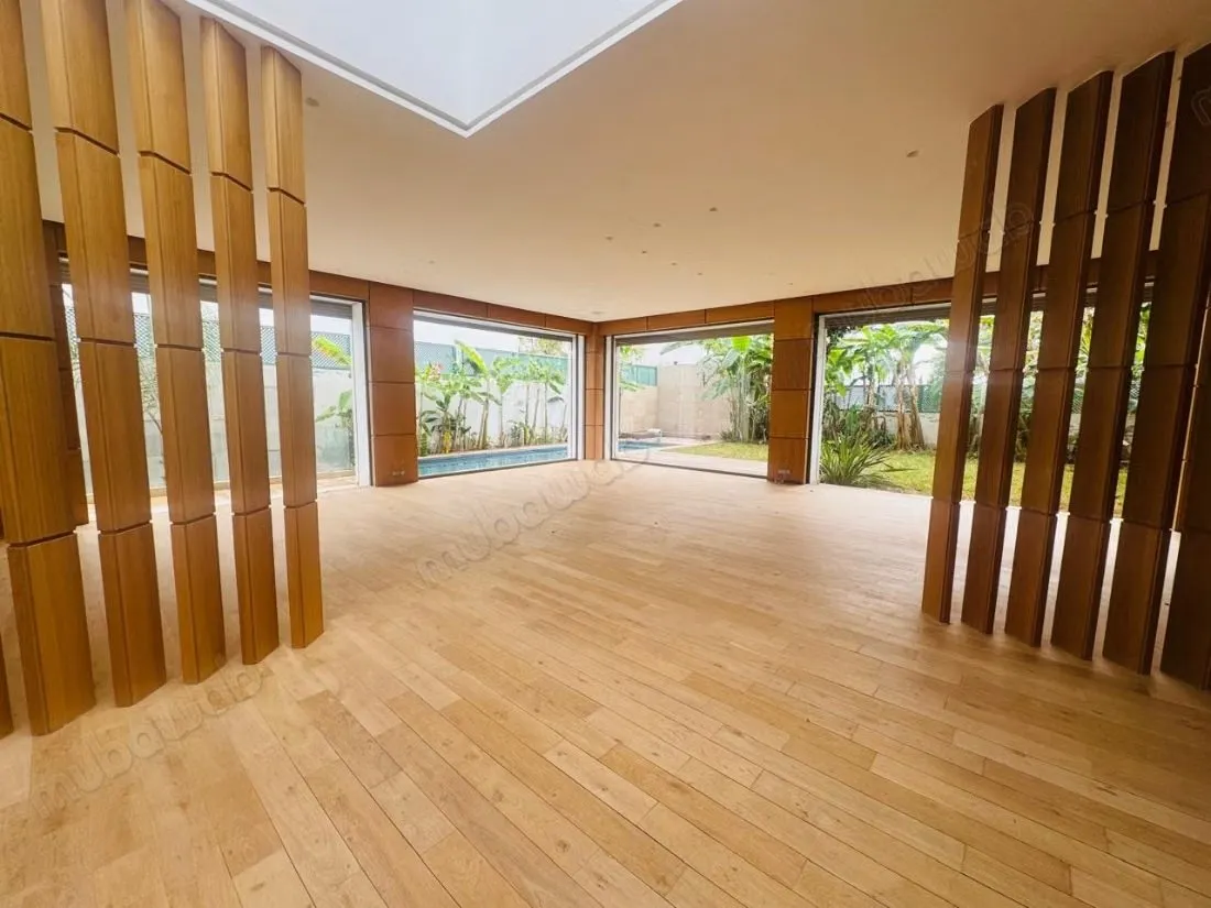 Villa d’exception anfa— élégance & prestige vide ou meublé - الدار البيضاء