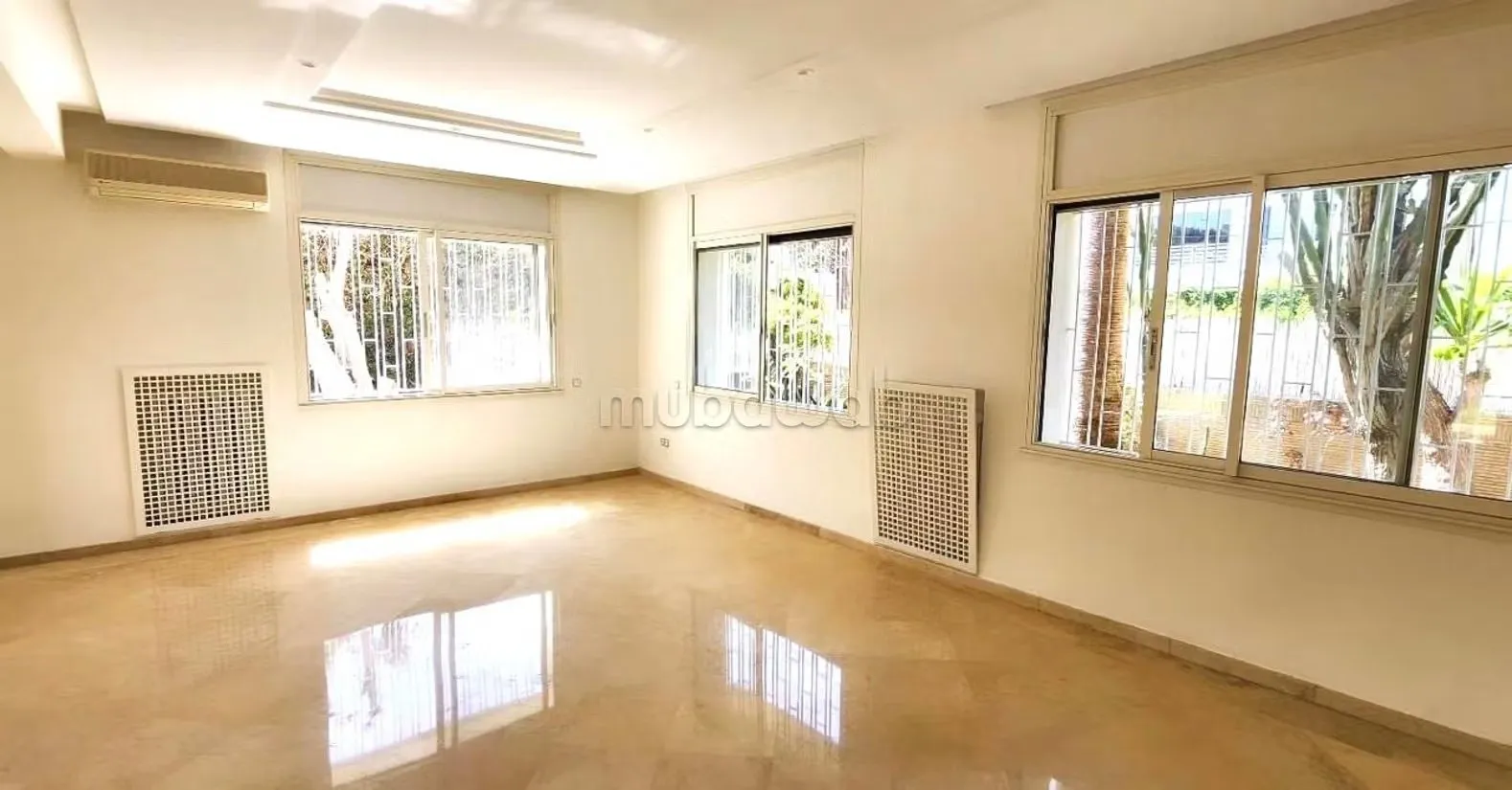 Très belle villa à louer souissi rabat - الرباط (2)