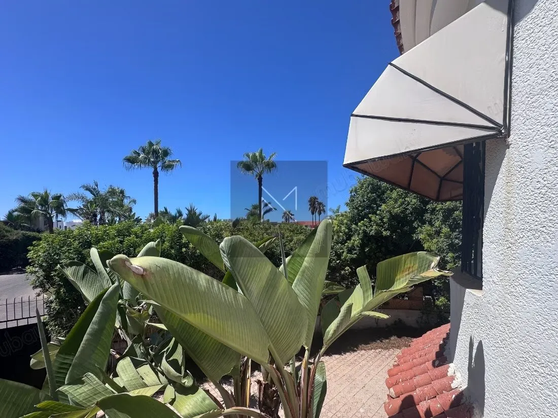 Villa de Charme à Louer à Val D'anfa,
Casablanca - الدار البيضاء (3)