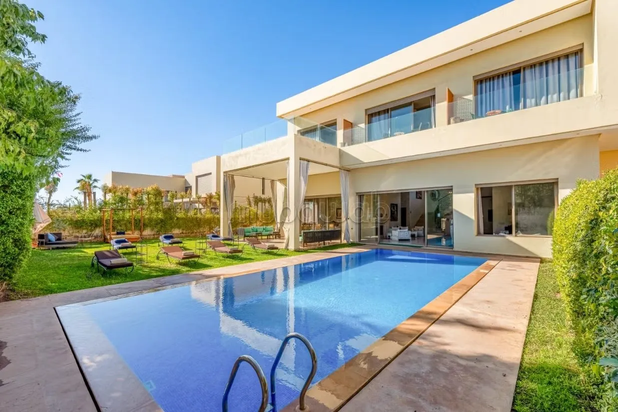 Une magnifique villa meublée à louer - مراكش