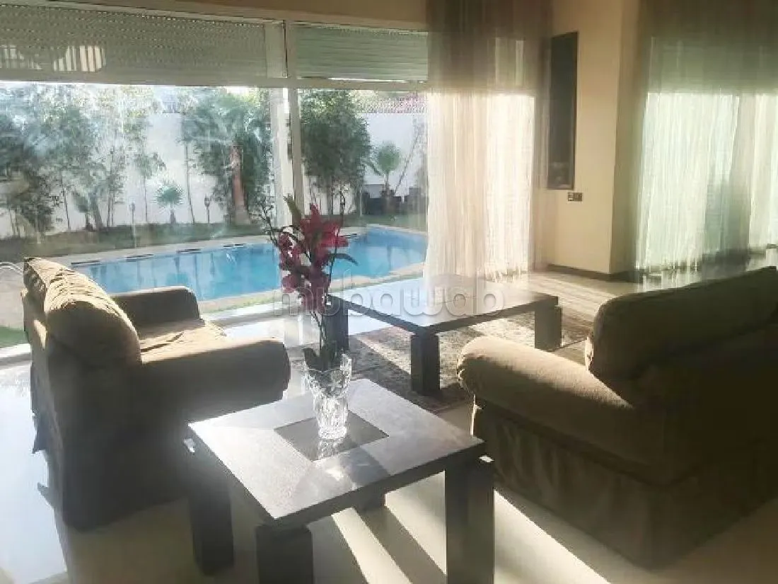 Villa haut standing avec piscine proche de toutes commodités - الرباط (2)