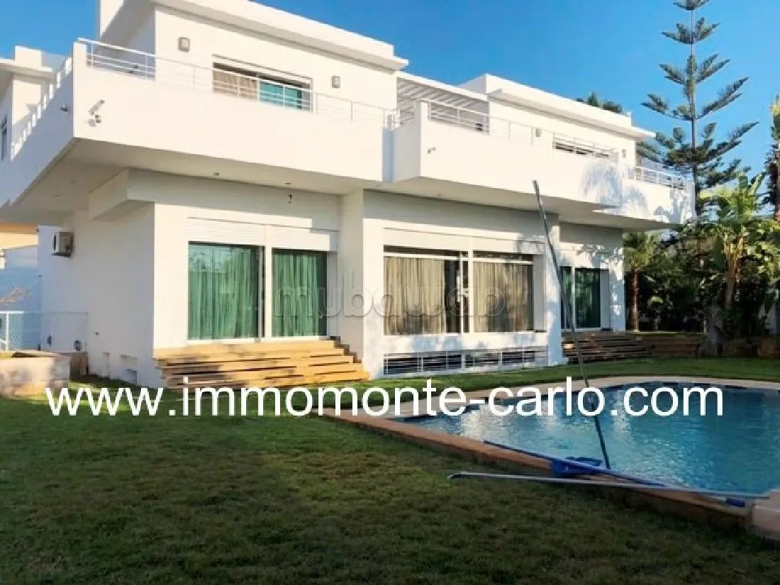 Villa haut standing avec piscine proche de toutes commodités - الرباط