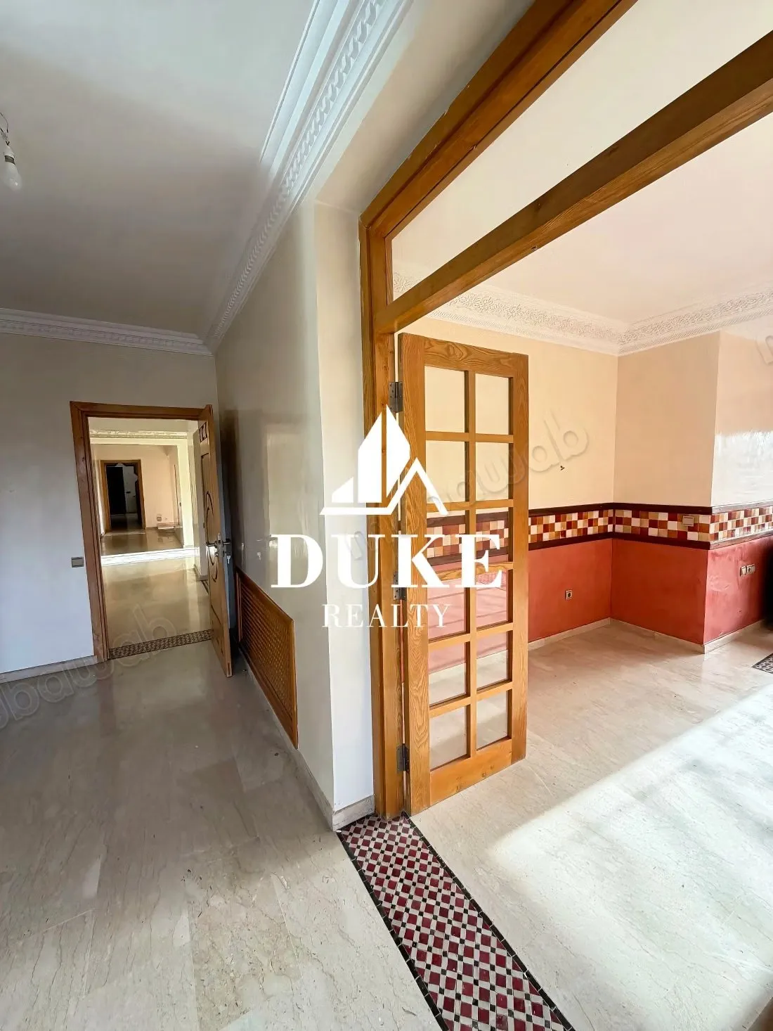 Villa 5CH & S à la location à L'ORANGERAIE 
SOUISSI - الرباط (3)