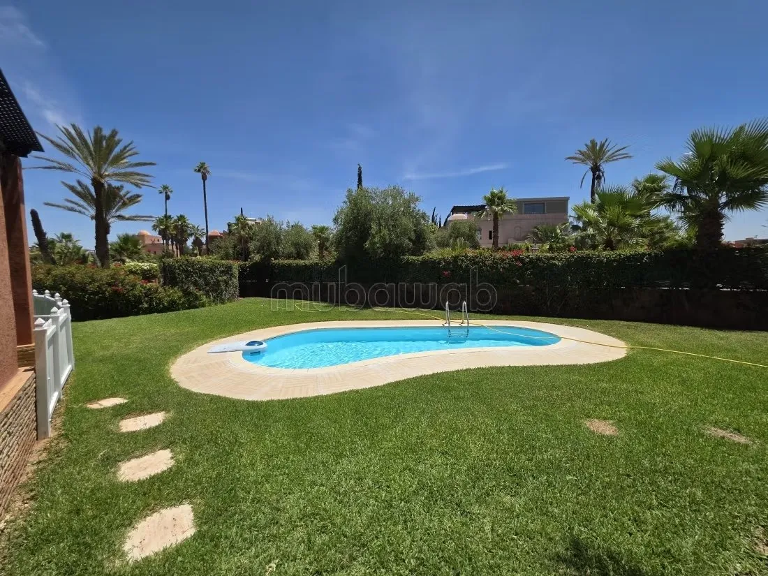 Villa 3 chambres avec piscine palmeraie - مراكش