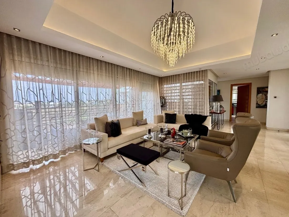 Somptueuse villa meublée à louer à Ville Verte - بوسكورة (2)