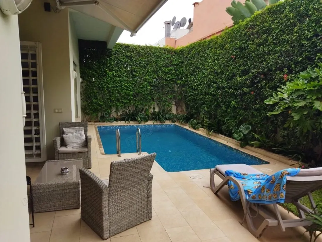 Villa meublée à louer - الدار البيضاء