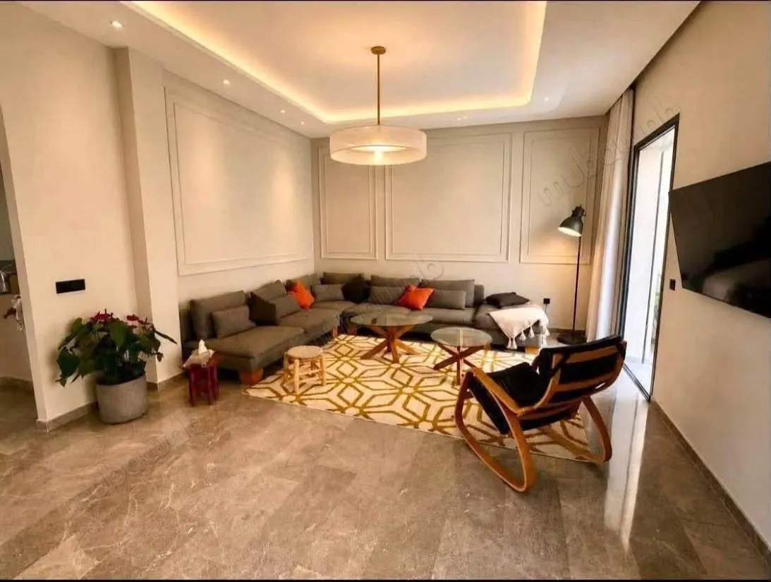 Villa à Louer meublée ou Vide - الدار البيضاء (2)
