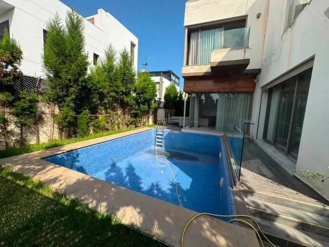 Villa meublée à Anfa 
4, Dar Bouazza - دار بوعزة