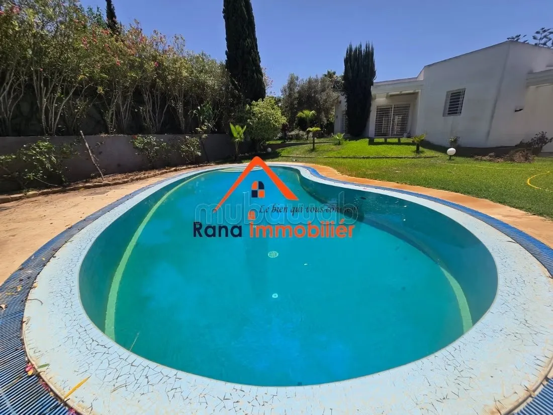 Villa a louer sur souissi - الرباط (2)