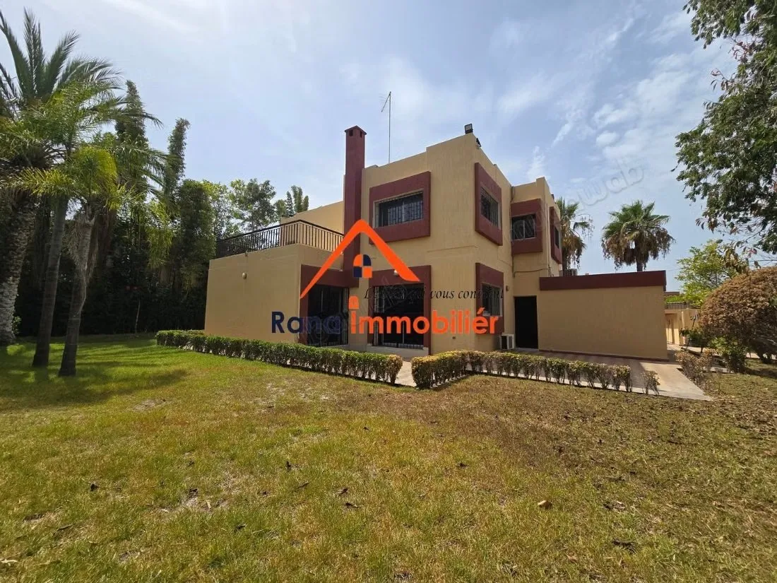 Villa à louer sur Souissi - الرباط (2)