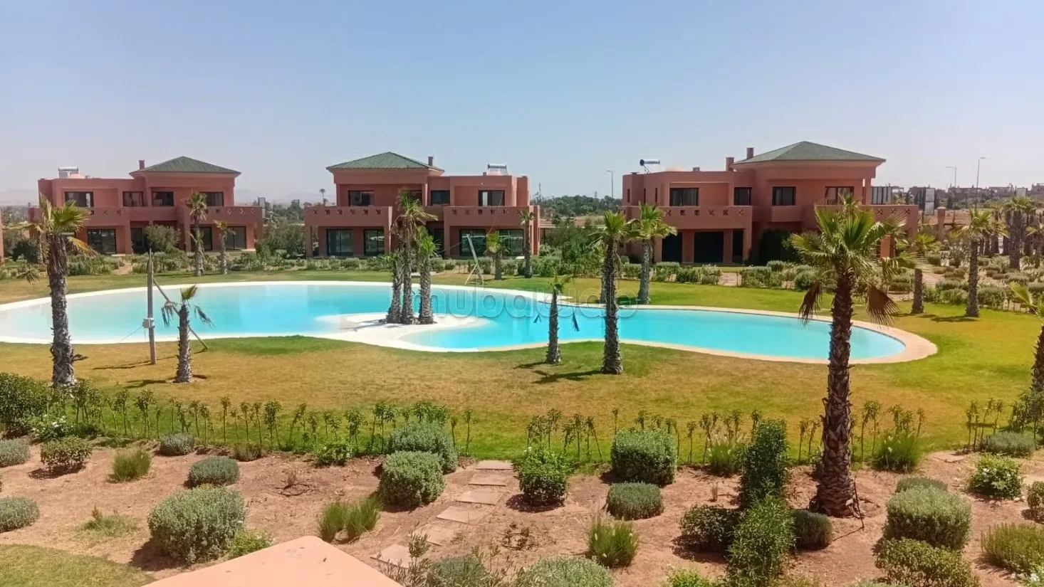 Villa a Louer vide dans un domaine avec piscine - مراكش