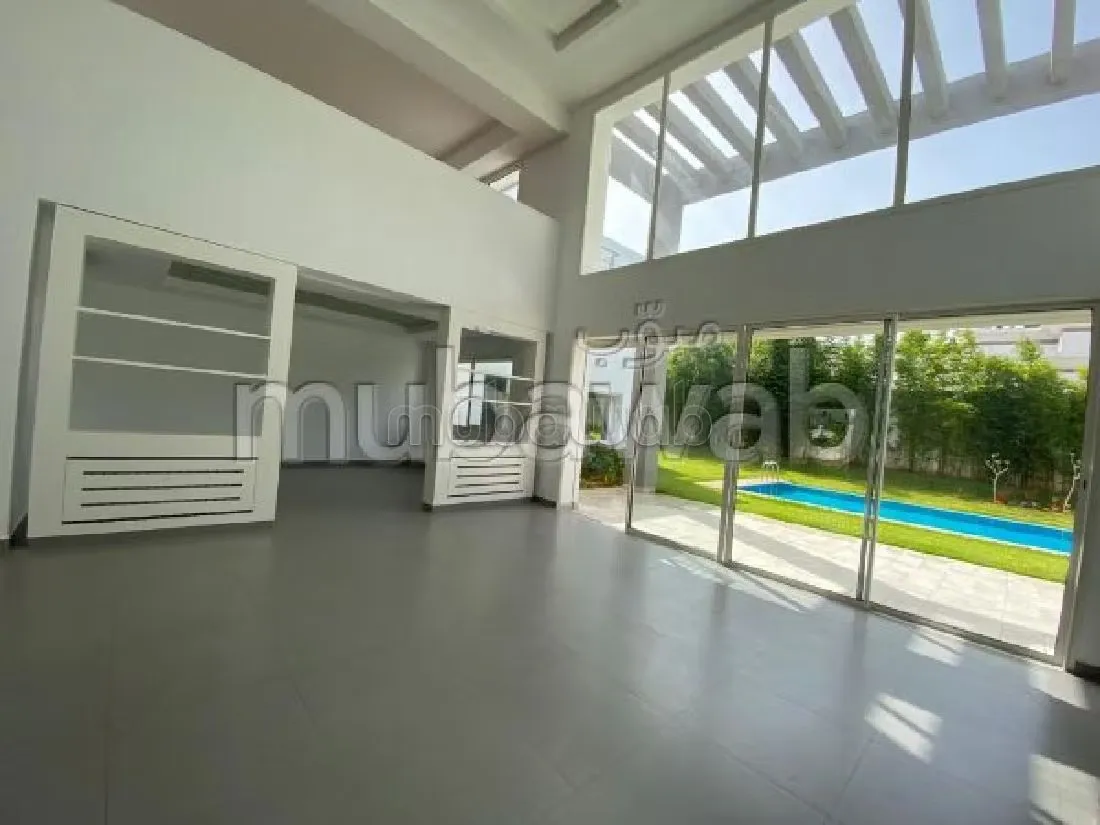 Location villa à souissi - الرباط (2)