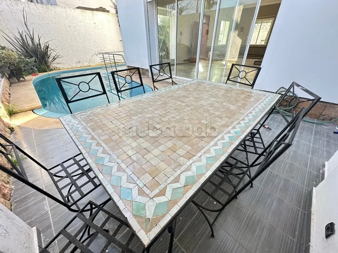 Superbe villa de 5 chambres avec piscine et jardin à Quartie... - الدار البيضاء (3)