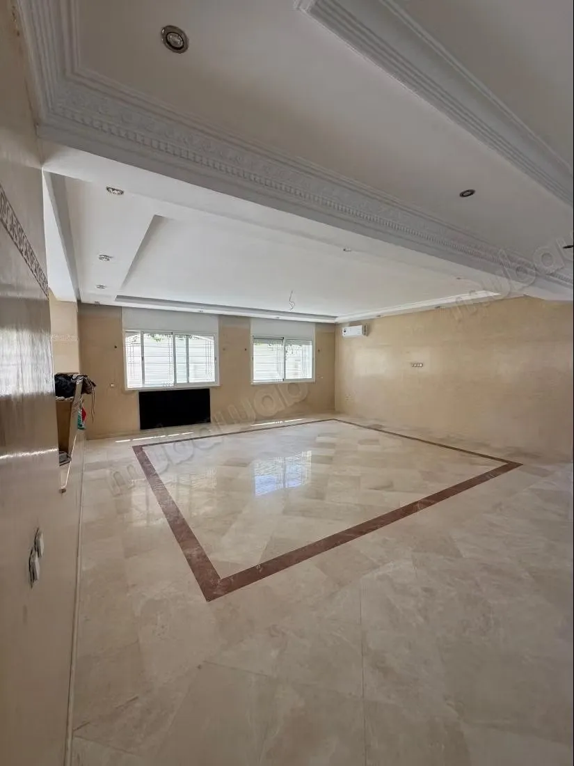 Villa de luxe à louer à Riyad. 5 chambres. Antenne paraboliq... - الرباط (2)